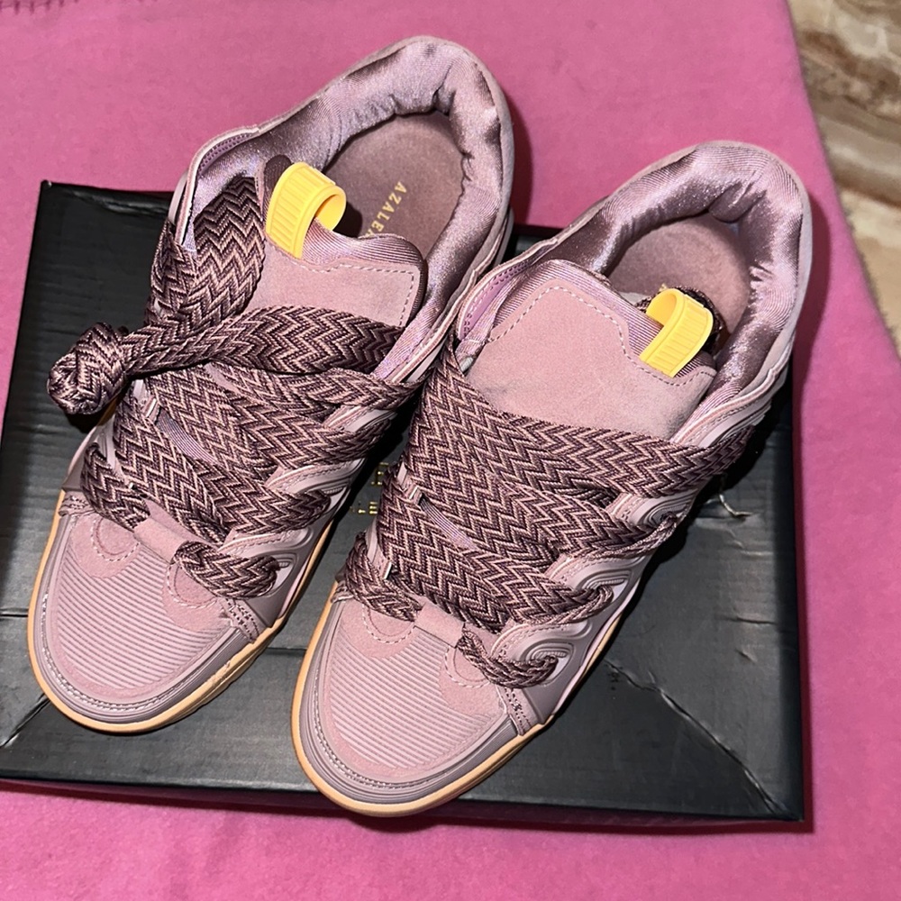 Women’s or girls sneakers very comfortable platform style purple color